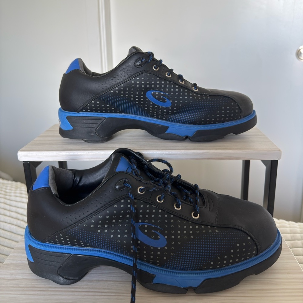 Asics Men's Black and Blue Athletic Shoes